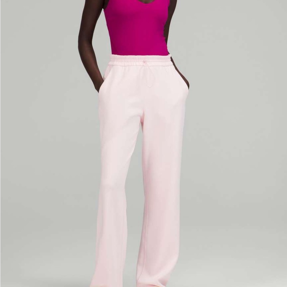 Lululemon Softstreme High-Rise Pant in Strawberry Milkshake